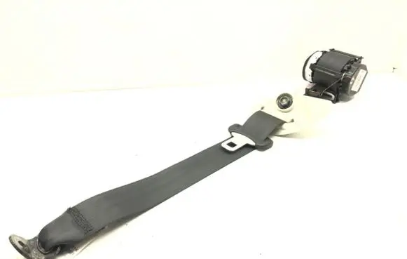 Honda CR-V Rear seatbelt 623497300A