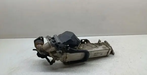BMW 3 E90 E91 EGR valve cooler 7810751
