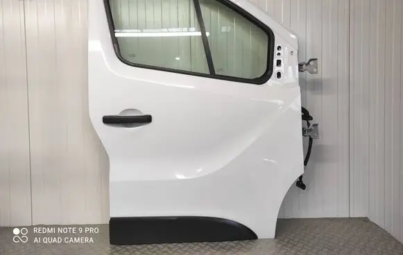 Opel Vivaro Front door OPELVIVAROB TWOJEAUTOWYSZKOW L474