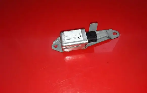 Subaru Tribeca Airbag deployment crash/impact sensor 98236XA01A 1879001821