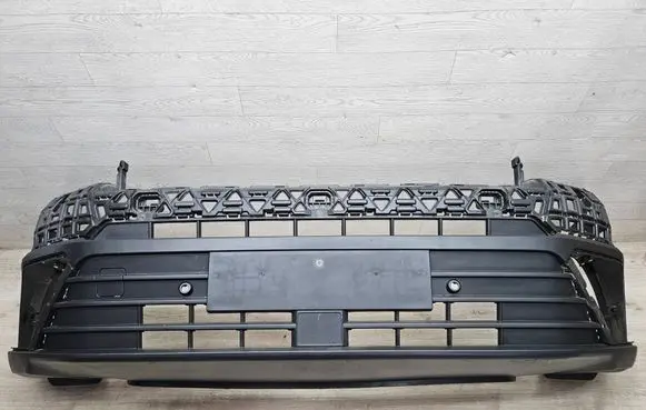 Volkswagen Crafter Front bumper 7C0807221A