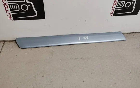 Audi A3 S3 8P Rear fender molding trim 8P3853984D