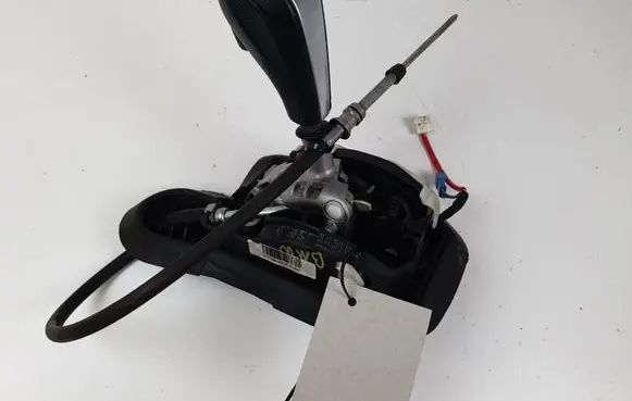 BMW 1 E81 E87 Gear shifter/selector 7549054