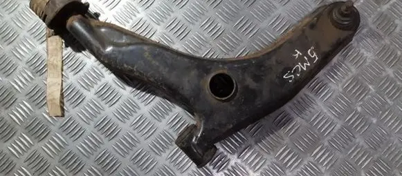 Mitsubishi Carisma Front lower control arm/wishbone