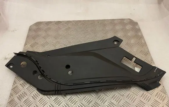 Volvo XC90 Radiator trim 31442734