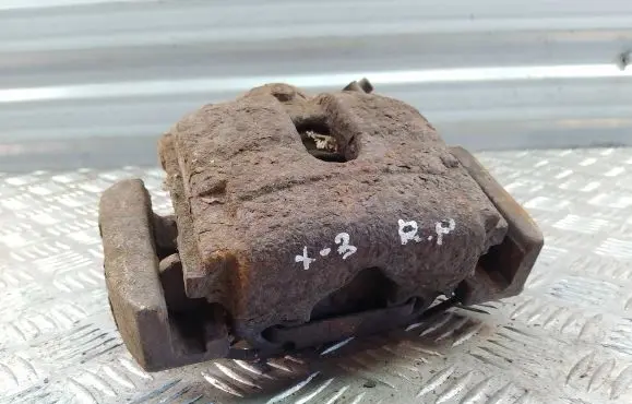 BMW X3 E83 Front brake caliper