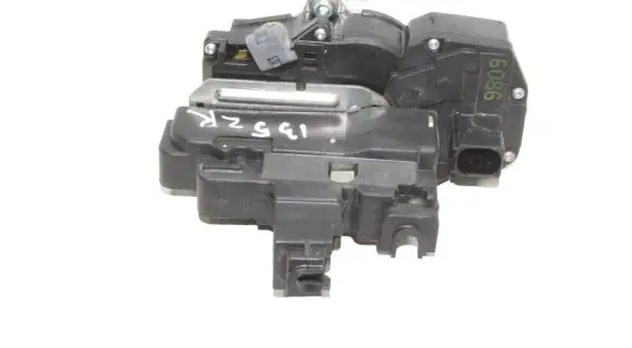 Chevrolet Captiva Rear door lock