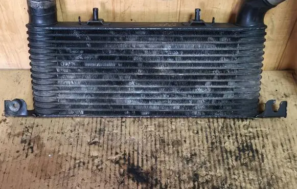 Mitsubishi Pajero Intercooler radiator MR404751 1271001270