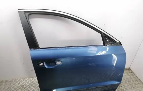 KIA Niro Front door