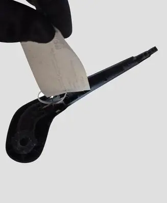Volvo V50 Rear wiper blade arm