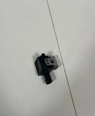 BMW 5 F10 F11 Airbag deployment crash/impact sensor 9224177