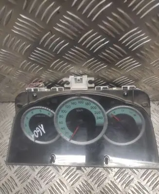 Toyota Corolla Verso AR10 Speedometer (instrument cluster) 838000F091