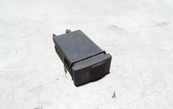 Audi A4 S4 B5 8D Windscreen/window heater switch 4D0941503
