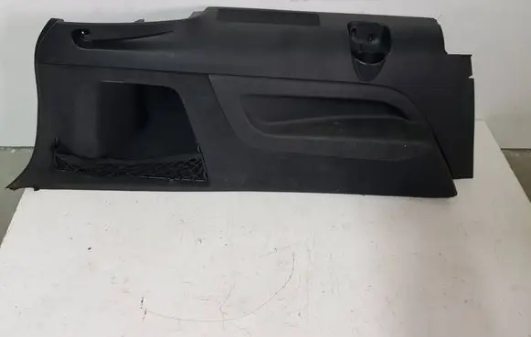 Audi Q7 4L Trunk/boot side trim panel 4L0863879T