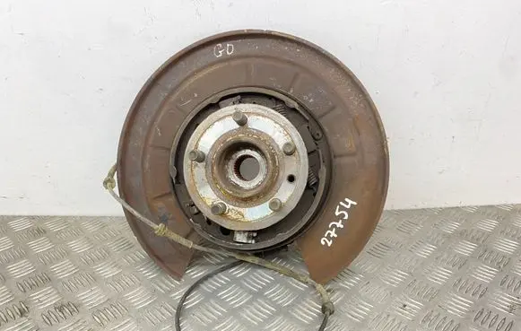 Land Rover Range Rover Sport L320 Rear wheel hub 