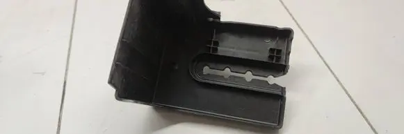 Opel Crossland X ABS pump bracket 9812553580