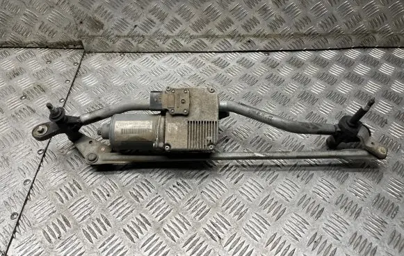 Audi A4 S4 B8 8K Front wiper linkage and motor 8K1955119A 8T1955119