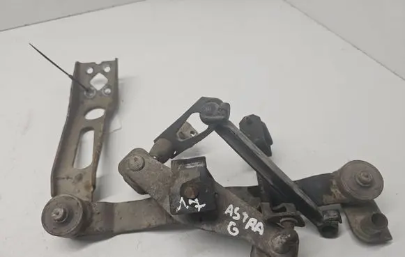 Opel Astra G Gear shift cable bracket 