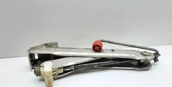 Audi 80 90 B3 Lift Jack 443011031A