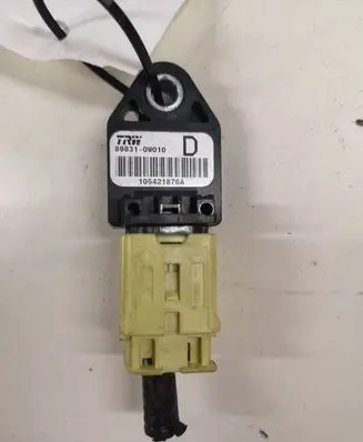 Toyota Corolla Verso AR10 Airbag deployment crash/impact sensor 898310W010