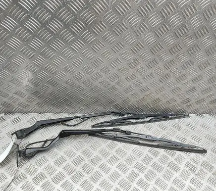 Jaguar XK8 - XKR Windshield/front glass wiper blade GJA8954EC