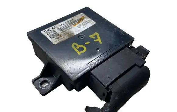 Volkswagen PASSAT B7 Power management control unit 3AA919041 9000047481 8ES81945240