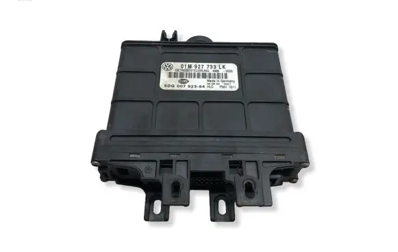 Volkswagen Golf IV Gearbox control unit/module 01M927733LK PS011011 5DG00792364