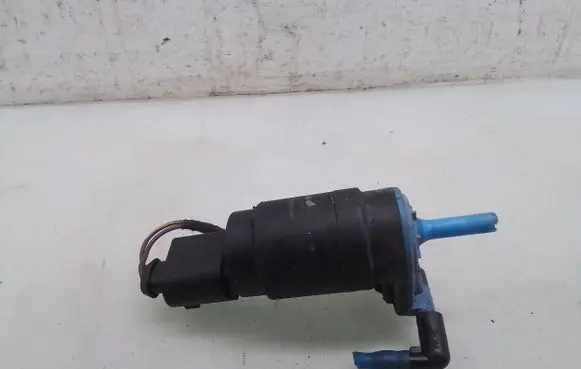 Mercedes-Benz B W245 Windscreen/windshield washer pump
