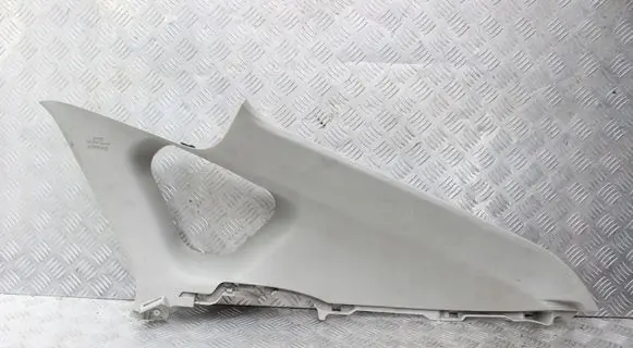 Toyota Prius (XW30) (C) pillar trim 6247047070