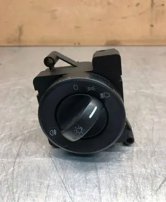 Mercedes-Benz Sprinter W906 Light switch A9065450104 ZG748812