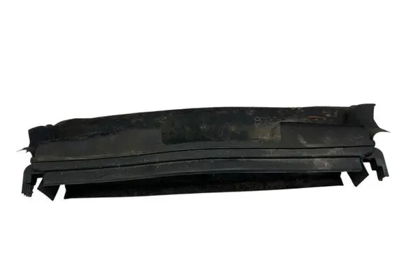 Ford Focus Intercooler air guide/duct channel BM518312AC D2L4A