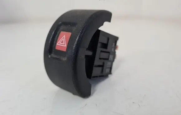 Opel Astra G Hazard light switch 09131728