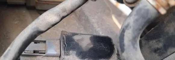 High voltage ignition coil