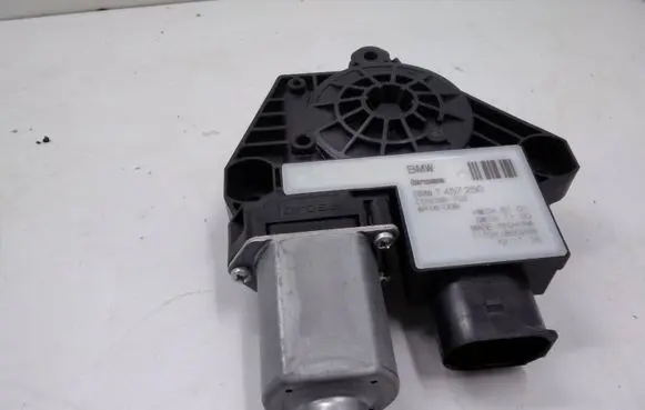 BMW X3 G01 Front door window regulator motor 7457250 C59098102 WR18006