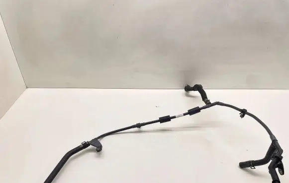 Skoda Kodiaq Engine coolant pipe/hose 06K121051H 5WA121447