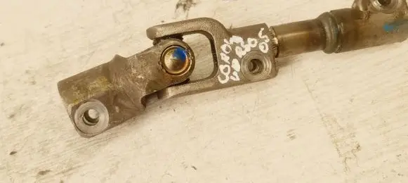 Toyota Corolla Verso AR10 Steering column universal joint 79313