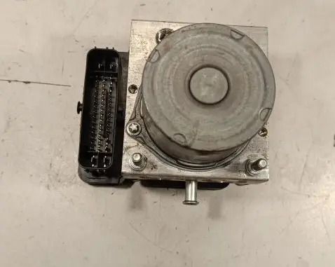Jaguar XE ABS Pump GX7314F447AF 2265106539