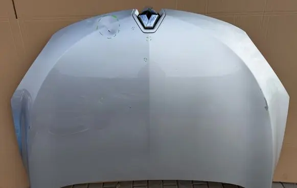 Renault Megane III Engine bonnet/hood 