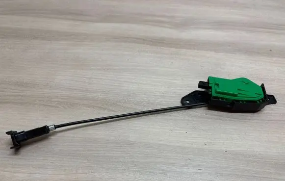 Hyundai Santa Fe Tailgate boot lock/latch motor 