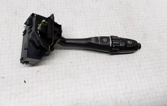 Mitsubishi Space Star Wiper control stalk