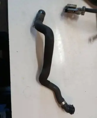Volvo XC60 Engine coolant pipe/hose 31319776