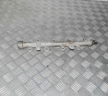 Hyundai Getz Fuel main line pipe