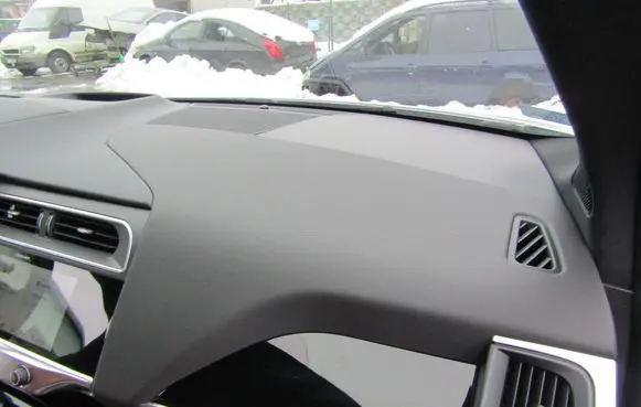Jaguar I-Pace Dashboard 