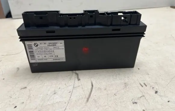 BMW 5 E60 E61 Comfort/convenience module 6943062 525324000 5WK49111