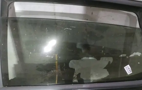 Seat Toledo III (5P) Rear door window glass as2