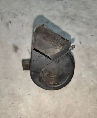 Audi A6 S6 C6 4F Horn signal 024148