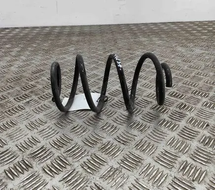 Mercedes-Benz CLA C118 X118 Rear coil spring A2473241800
