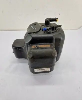 Nissan Navara D23 AdBlue liquid reservoir 204114KJ0A