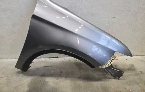 Mitsubishi Outlander Fender