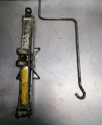 Toyota Prius (XW10) Lift Jack 0911120110